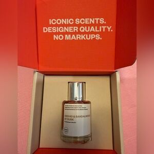 Orchid & Sandalwood At Dusk Face Oil - White Bottle with Silver Cap